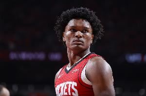 总经理调查之新赛季谁最可能爆发：阿门30%独一档 文班在列