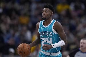 黄蜂官方:球队已将布兰登·米勒等人从G联盟附属球队中召回